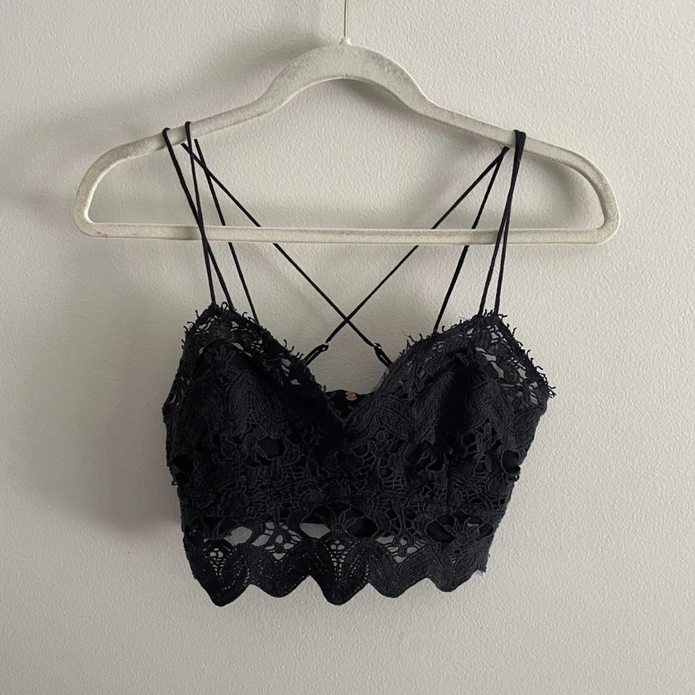 Free People FP One Women M Black Floral Lace Strappy Boho Crop Top Bralette - Picture 2 of 6
